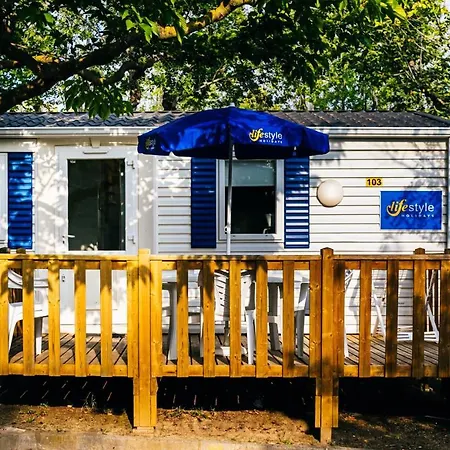 Camping La Masia - Mobile Homes By Lifestyle Holidays * Blanes